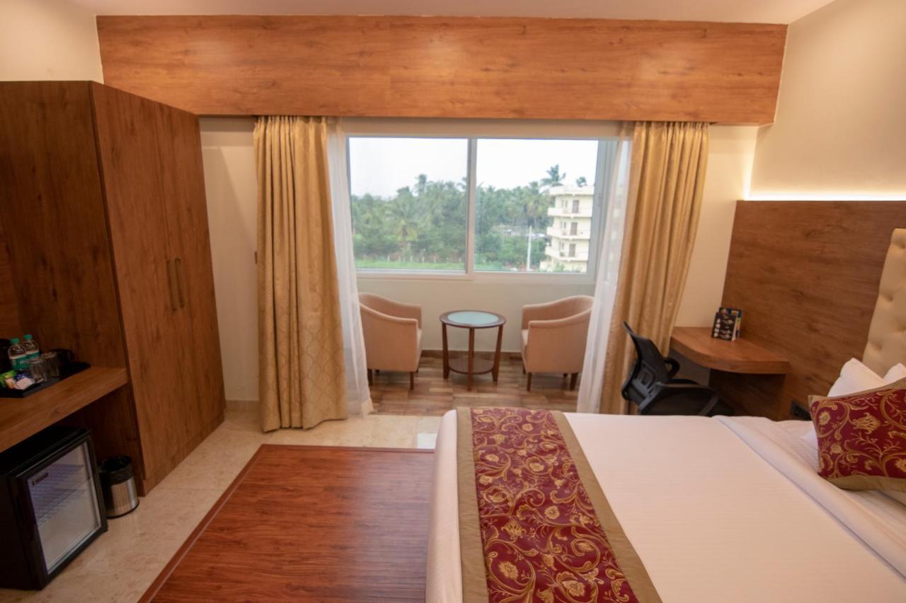 Royal Lotus View Resotel Devanahalli Экстерьер фото